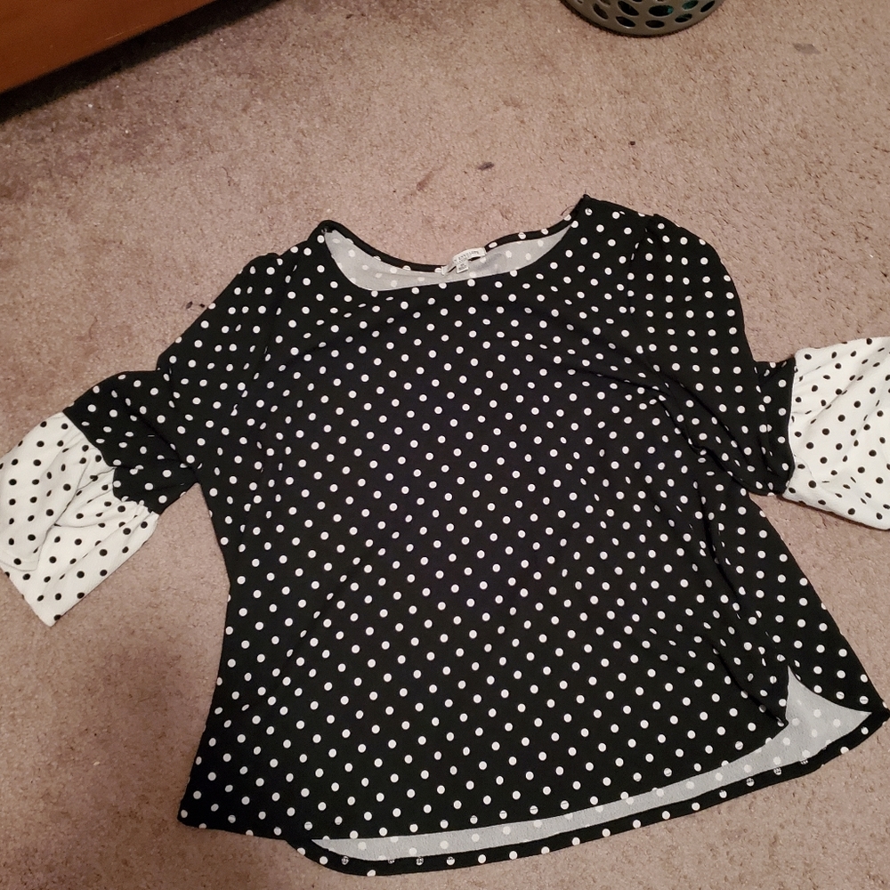 Bogo sale!!**polka dot top